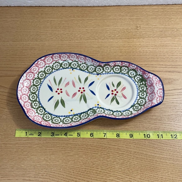 Temptations by Tara Sandwich Snack Plates Old World Confetti Pattern Set of 2 - Picture 4 of 5